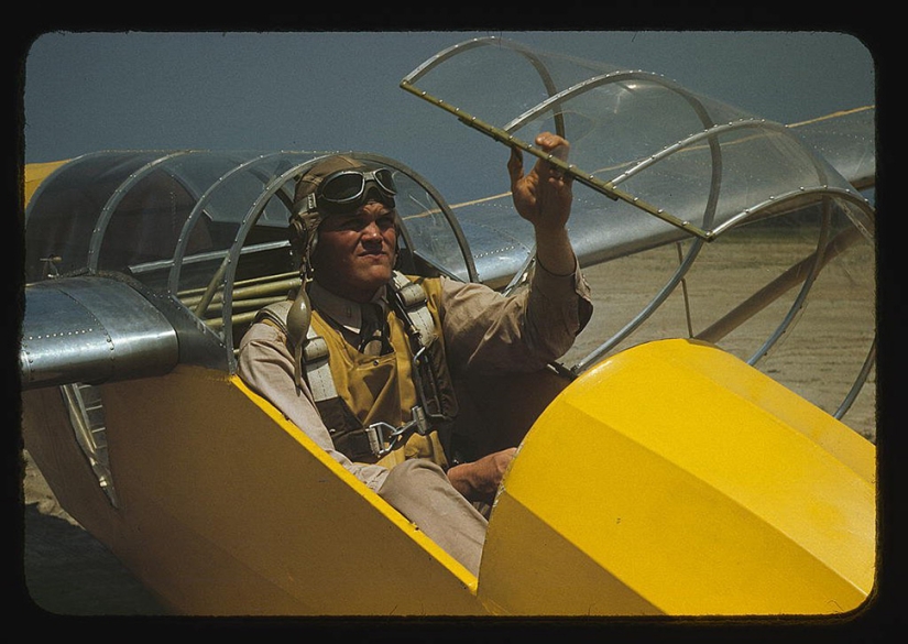 Color memories of the Second World War in the lens of American photographers