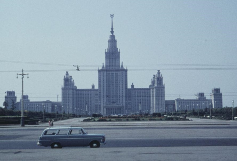 Color photos of summer Moscow in 1961
