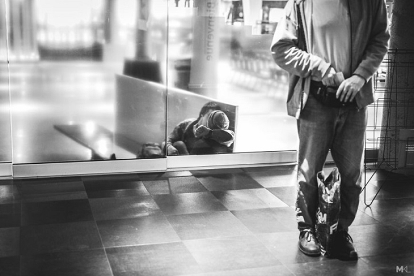 Come on right here! Come on right here!