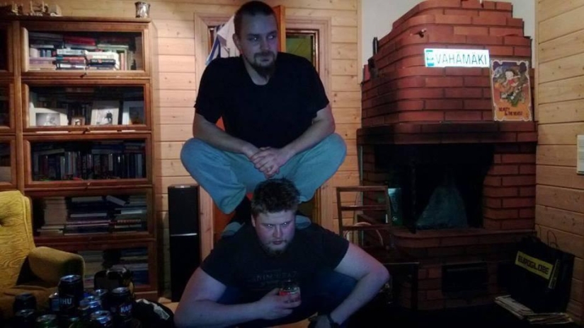 Common cause: Sit like a Slav Common cause: Sit like a Slav