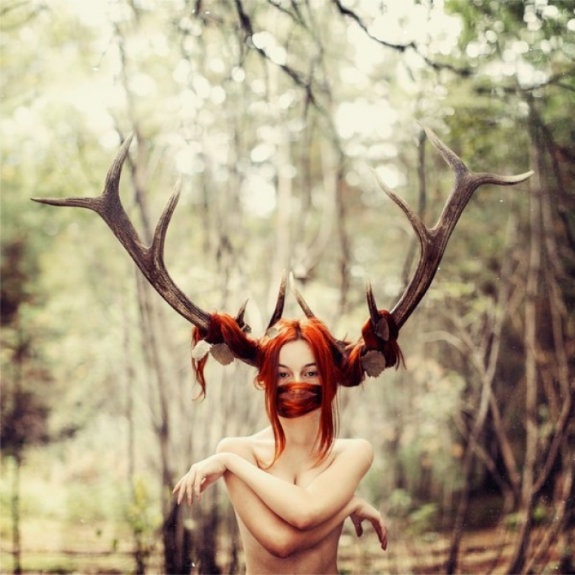 Como un pájaro en una jaula: un fotógrafo ruso dispara a personas vulnerables y retraídas Como un pájaro en una jaula: un fotógrafo ruso dispara a personas vulnerables y retraídas