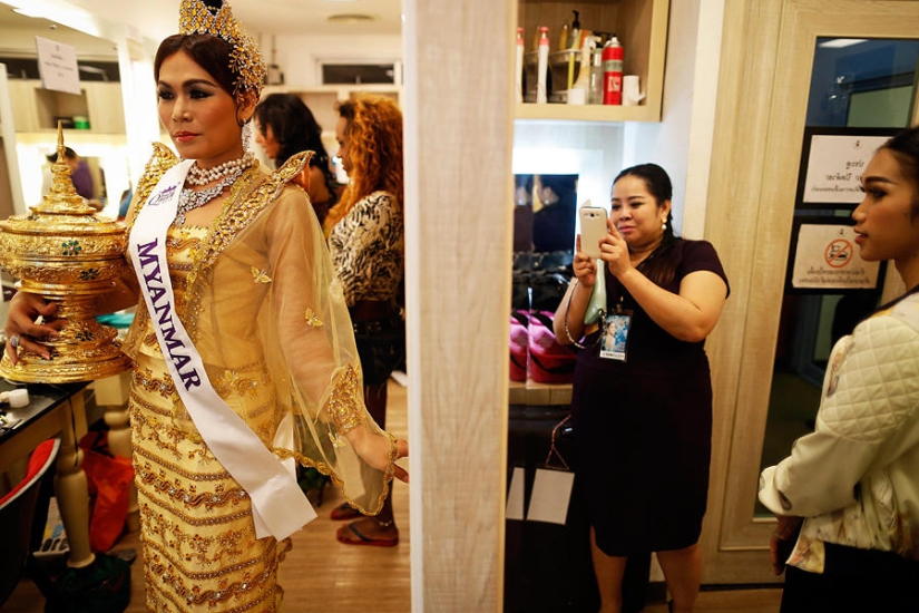 Concurso de belleza transgénero de Tailandia Concurso de belleza transgénero de Tailandia