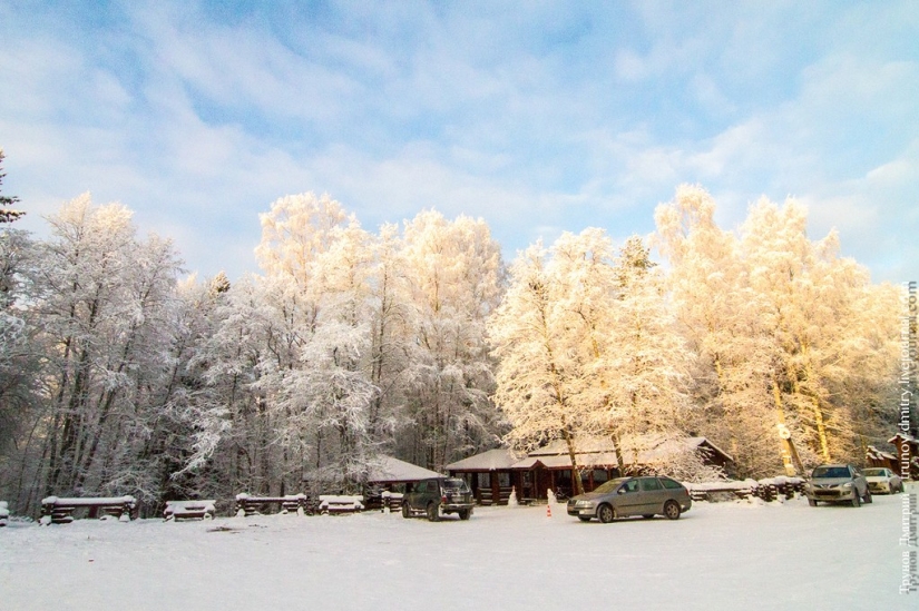 "Congelado, pero no congelado" - Cascada de Kivach en invierno "Congelado, pero no congelado" - Cascada de Kivach en invierno