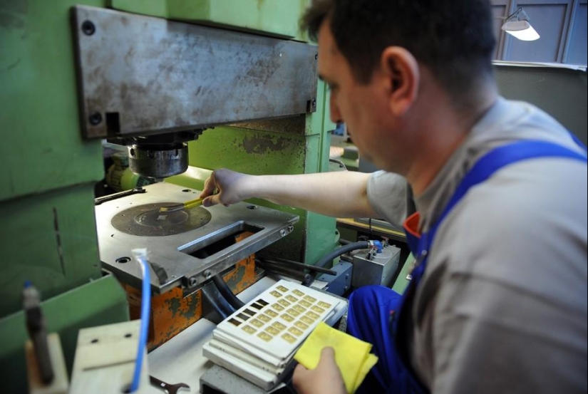 Conveyor of money: how production is organized at Goznak