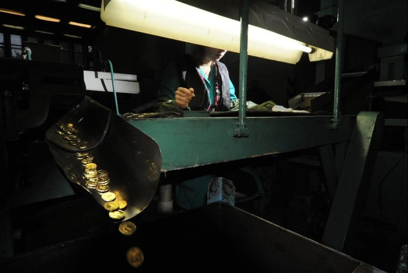 Conveyor of money: how production is organized at Goznak
