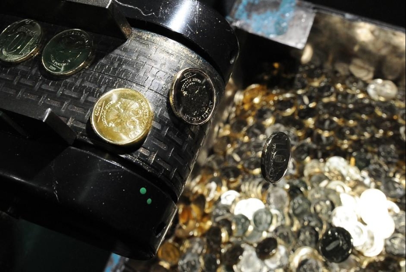 Conveyor of money: how production is organized at Goznak