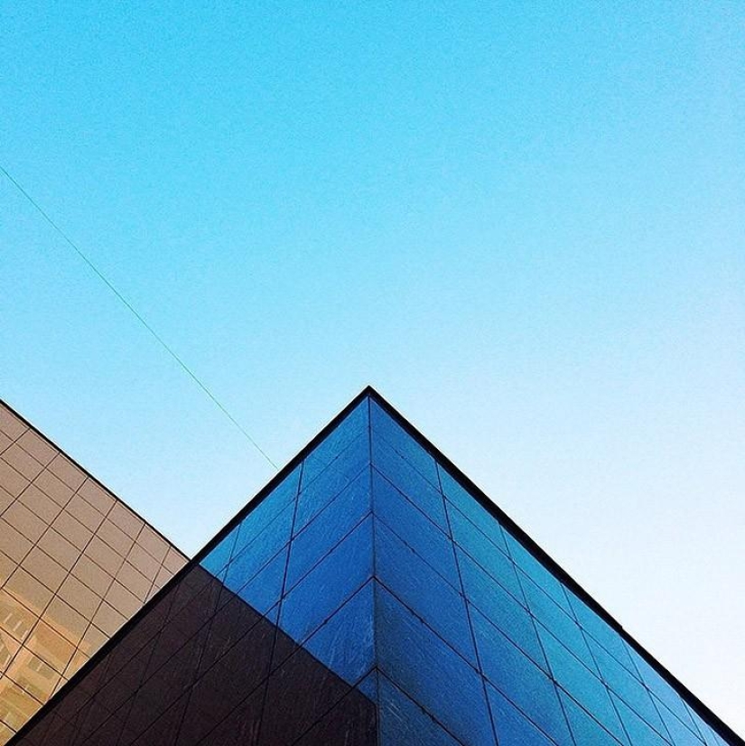 Corners on Instagram Zhenya Aerohockey