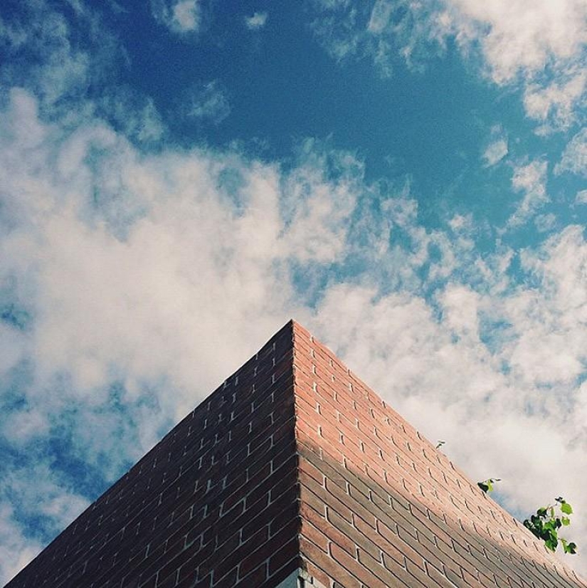 Corners on Instagram Zhenya Aerohockey