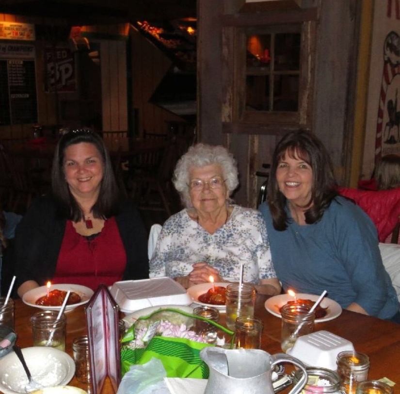 Coser para ayudar a vivir Coser para ayudar a vivir