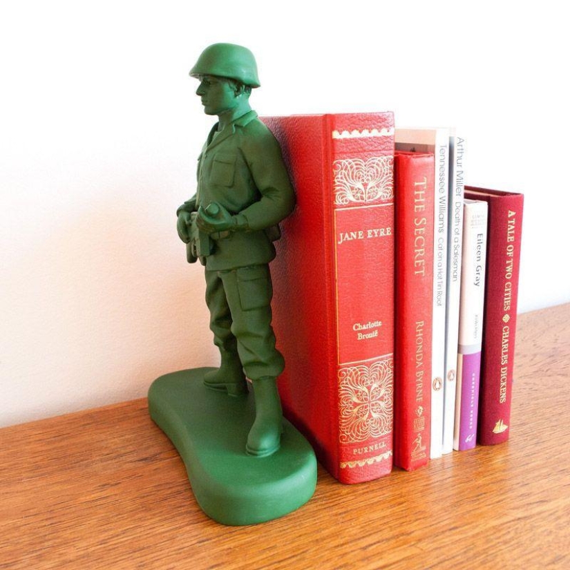 Creative on the bookshelf