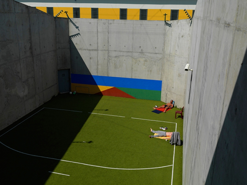 Crime and punishment in different countries