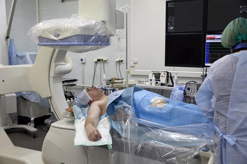 Cuestiones del Corazón, u Operación sin Cortes