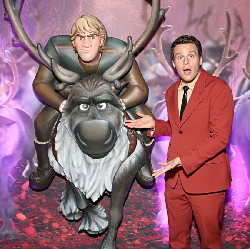 ¿Cuál de las estrellas de Hollywood expresó los dibujos animados de Año Nuevo?