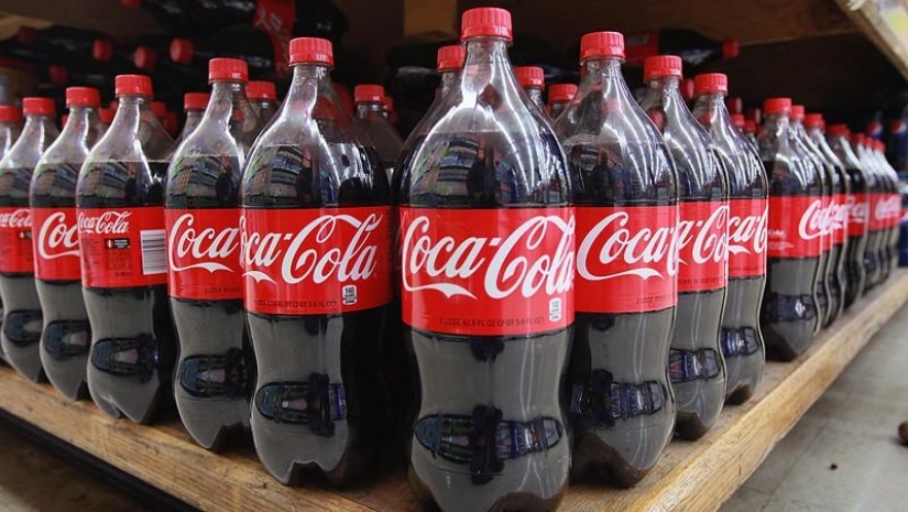 ¿Cuánto costó desarrollar logotipos para varias marcas?
