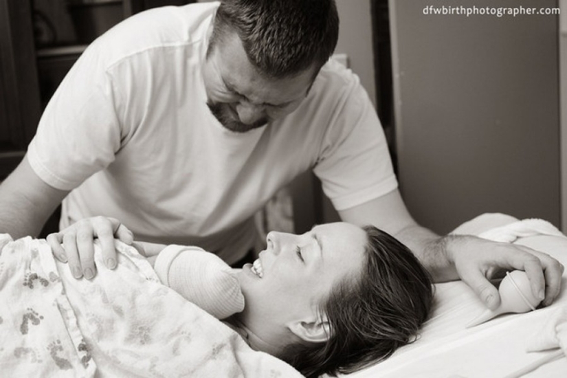 Dads see their newborn babies for the first time Dads see their newborn babies for the first time