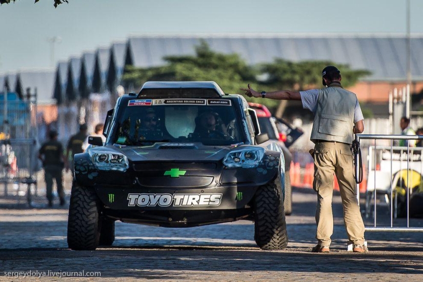Dakar 2014. First racing day