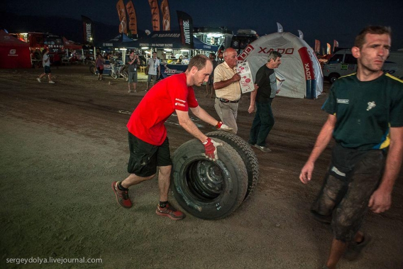 Dakar 2014. Night in Bivouac