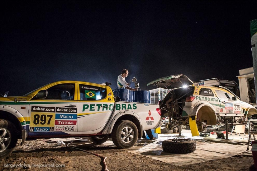 Dakar 2014. Noche en vivac