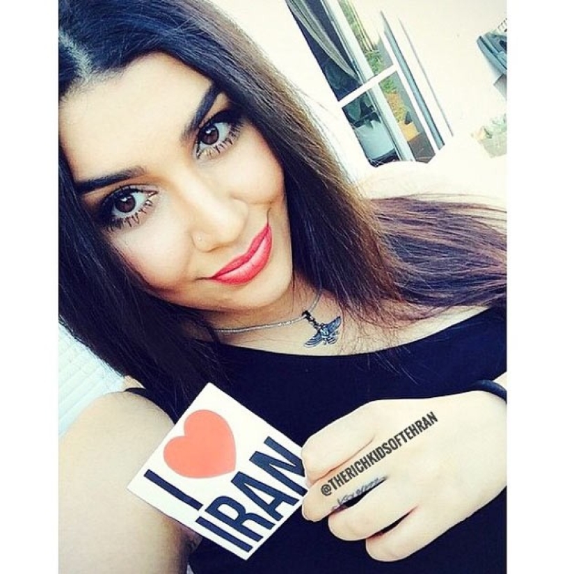 De la vida: gente, autos, dinero, Teherán De la vida: gente, autos, dinero, Teherán