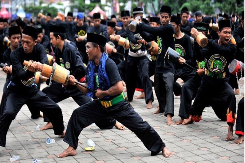 Debus self-torture festival in Indonesia