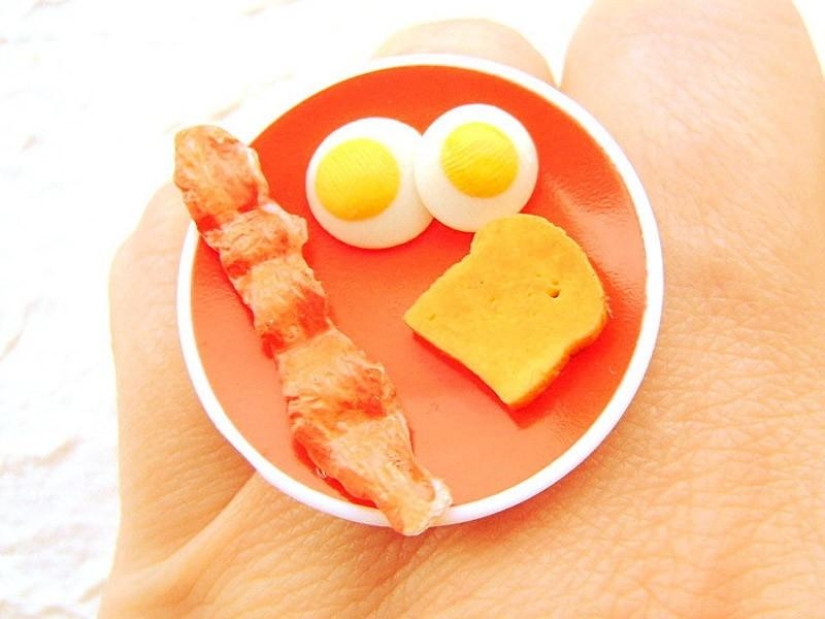 "Delicious" rings from Sofia Molnar "Delicious" rings from Sofia Molnar