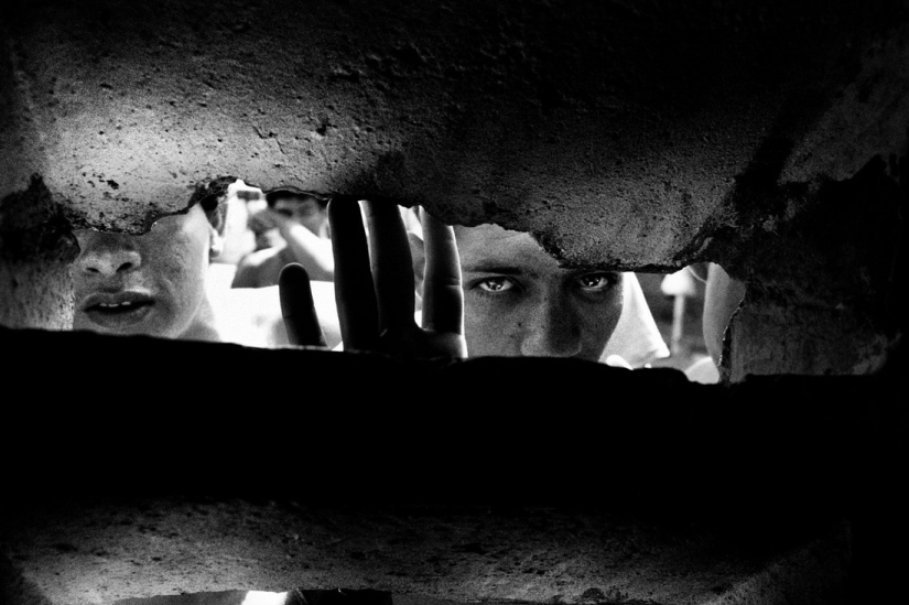 Depths of Hell: Shocking Photos from South American Prisons Depths of Hell: Shocking Photos from South American Prisons