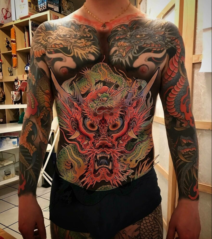 Desata el fuego interior con estas 10 ideas de tatuajes de dragones