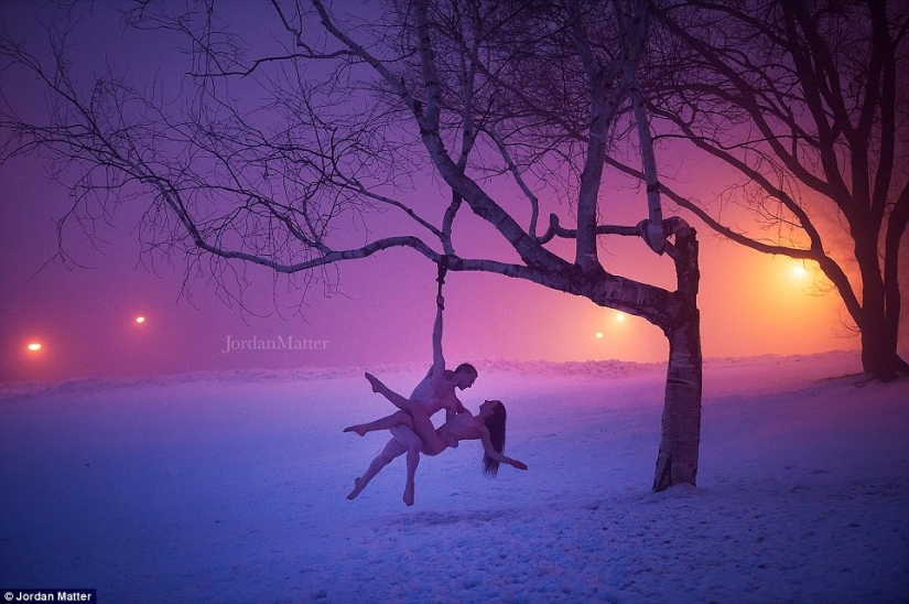 Desnudos en la gran ciudad: bailarines y bailarinas desnudos para un proyecto fotográfico único