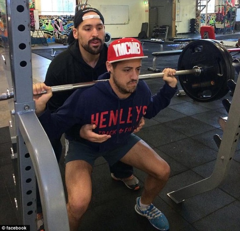Después del fracaso en el programa de televisión The Biggest Loser, el chico perdió peso y se convirtió en entrenador Después del fracaso en el programa de televisión The Biggest Loser, el chico perdió peso y se convirtió en entrenador