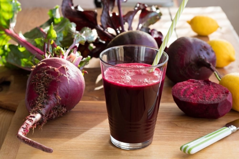 “Detox y bebidas”: 7 bebidas naturales y saludables para limpiar el organismo