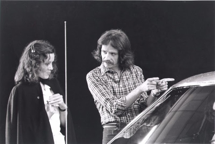 Detrás de escena de la famosa sesión de fotos de los Beatles para la portada del álbum Abbey Road Detrás de escena de la famosa sesión de fotos de los Beatles para la portada del álbum Abbey Road