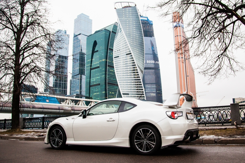 Detrás de escena: el fotógrafo Murad Haussmann habla sobre la filmación de Follow Me Detrás de escena: el fotógrafo Murad Haussmann habla sobre la filmación de Follow Me