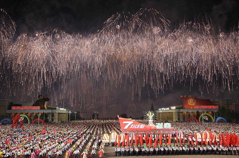 Diversión desenfrenada: así celebró Corea del Norte el congreso del partido gobernante