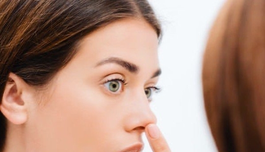 Do not confuse black dots with sebaceous threads! What is their difference and how to get rid of them