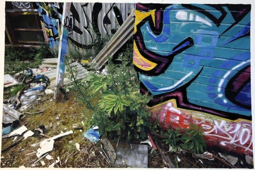 Drawings similar to photos Drawings similar to photos