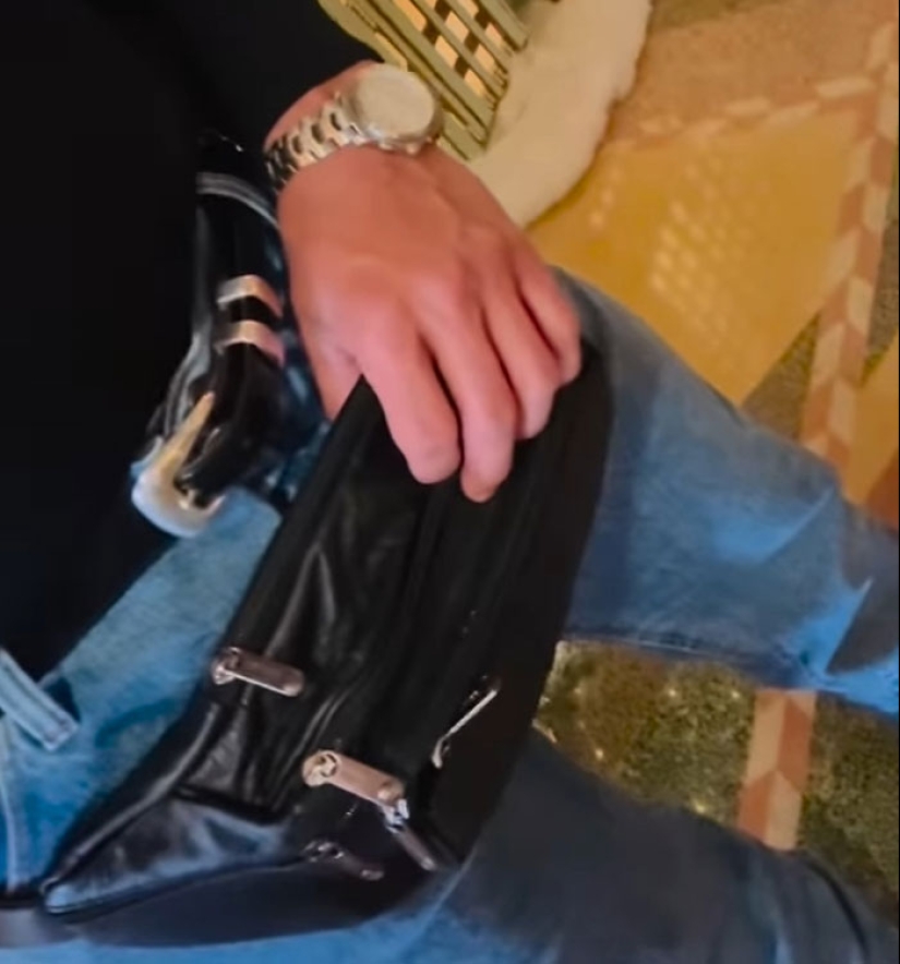 Dwayne Johnson recreó el meme viral de su yo más joven para Navidad, y los fanáticos no estaban listos Dwayne Johnson recreó el meme viral de su yo más joven para Navidad, y los fanáticos no estaban listos