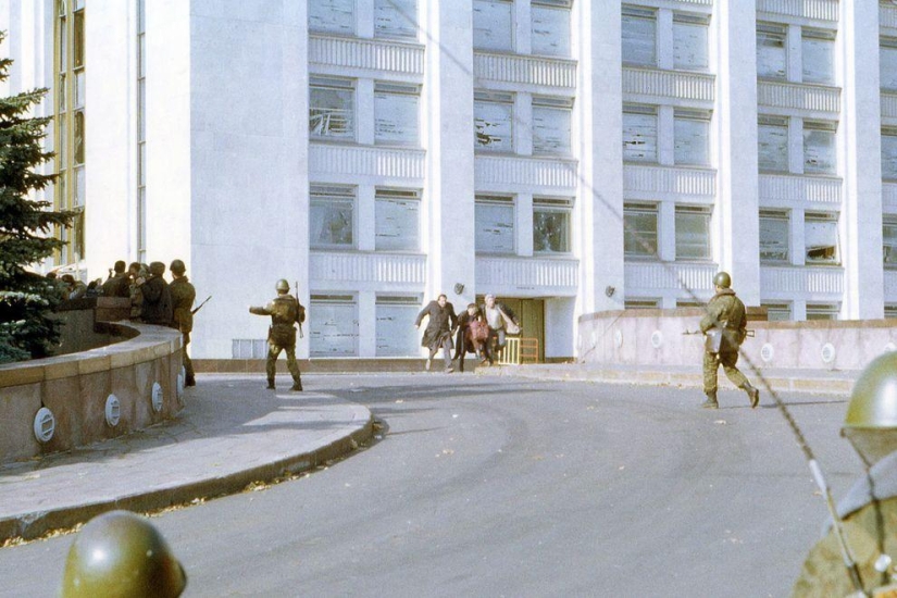 Ejecución de la Casa de los Soviets el 4 de octubre de 1993