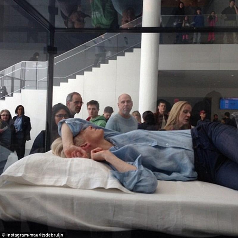 El arte de dormir de Tilda Swinton