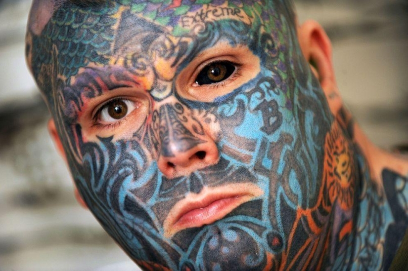 El hombre más tatuado de Gran Bretaña