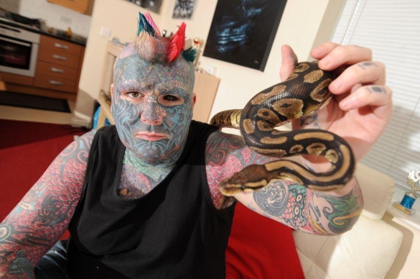 El hombre más tatuado de Gran Bretaña