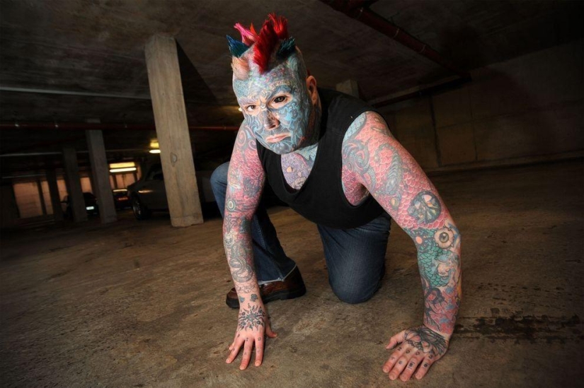 El hombre más tatuado de Gran Bretaña