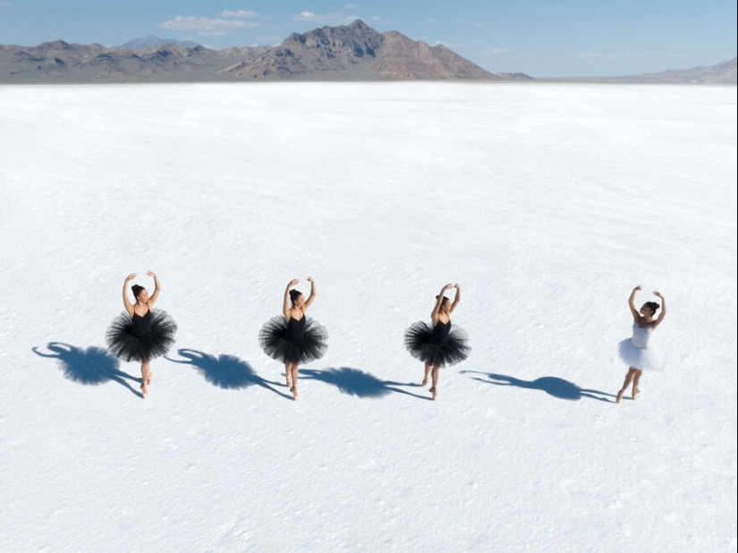 El Lago de los Cisnes Reimaginado: 16 Fotos Aéreas De Bailarines De Ballet Capturadas En El Lago Salado En Utah El Lago de los Cisnes Reimaginado: 16 Fotos Aéreas De Bailarines De Ballet Capturadas En El Lago Salado En Utah