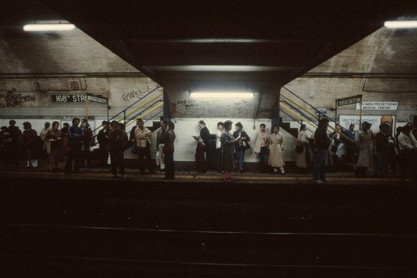 El metro y los viajeros de Nueva York en 1981 El metro y los viajeros de Nueva York en 1981