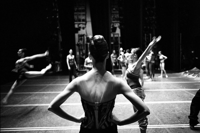 El mundo del ballet profesional a través de los ojos de Henry Lutweil