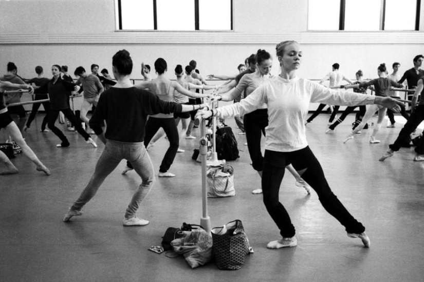 El mundo del ballet profesional a través de los ojos de Henry Lutweil