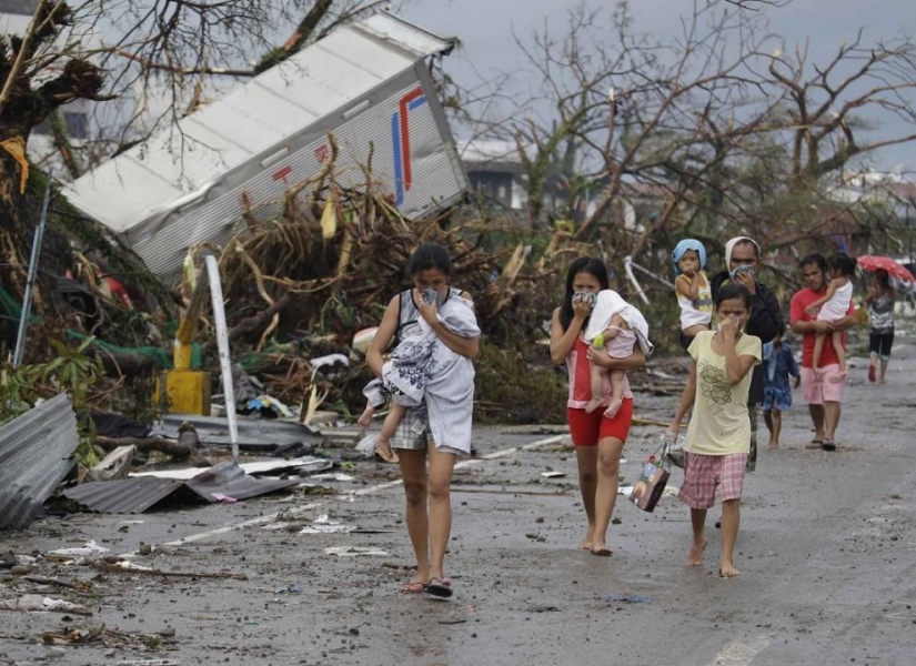 El tifón Haiyan se cobró la vida de más de 10 mil personas El tifón Haiyan se cobró la vida de más de 10 mil personas
