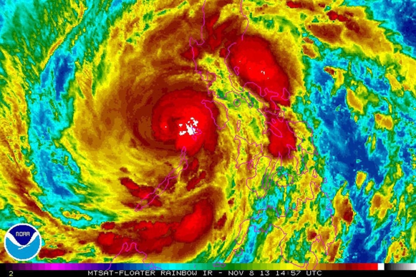 El tifón Haiyan se cobró la vida de más de 10 mil personas El tifón Haiyan se cobró la vida de más de 10 mil personas