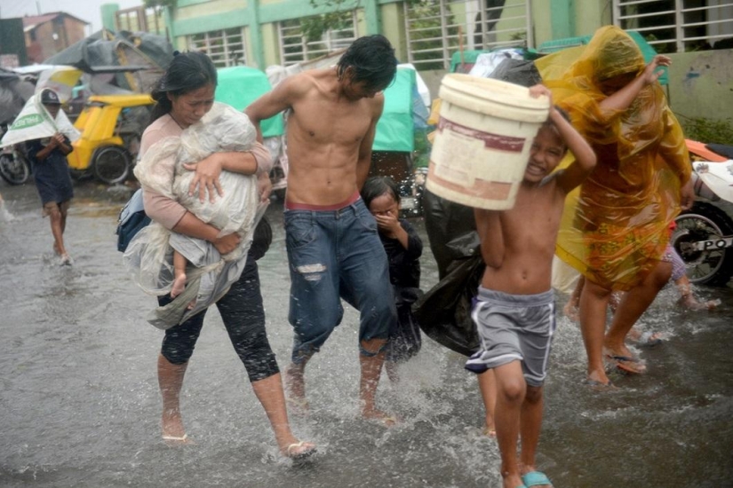 El tifón Ramassan azota Filipinas