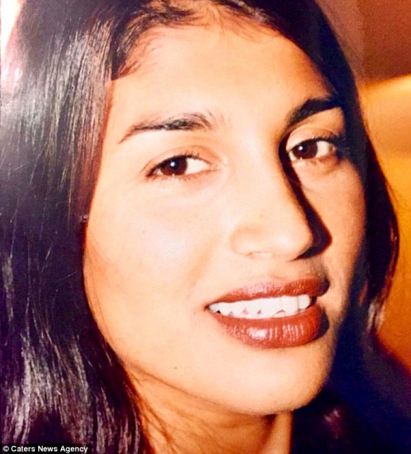 Ella tiene 54 años, pero todos toman a su hijo por novio