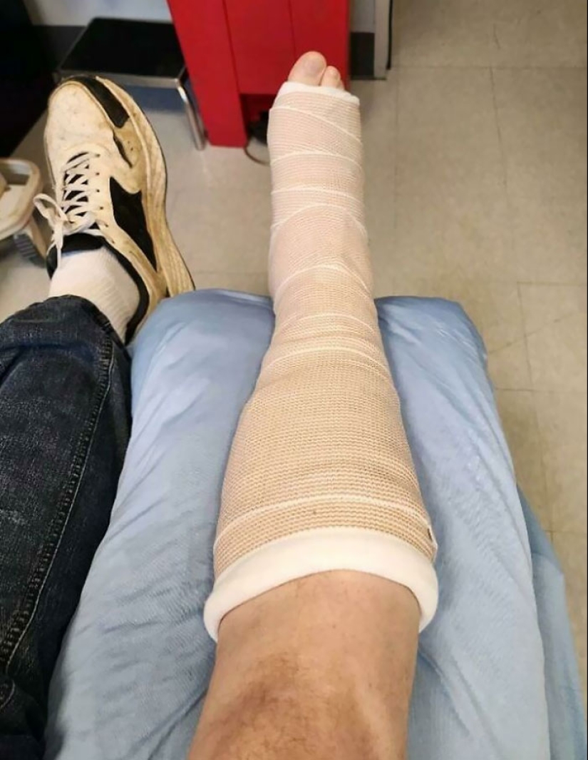 Employees Share Pics Of Workplace Disasters, Here Are The 10 Worst Ones Employees Share Pics Of Workplace Disasters, Here Are The 10 Worst Ones